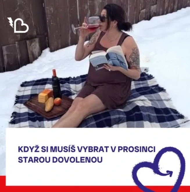 dostupnost s variantami Červená
